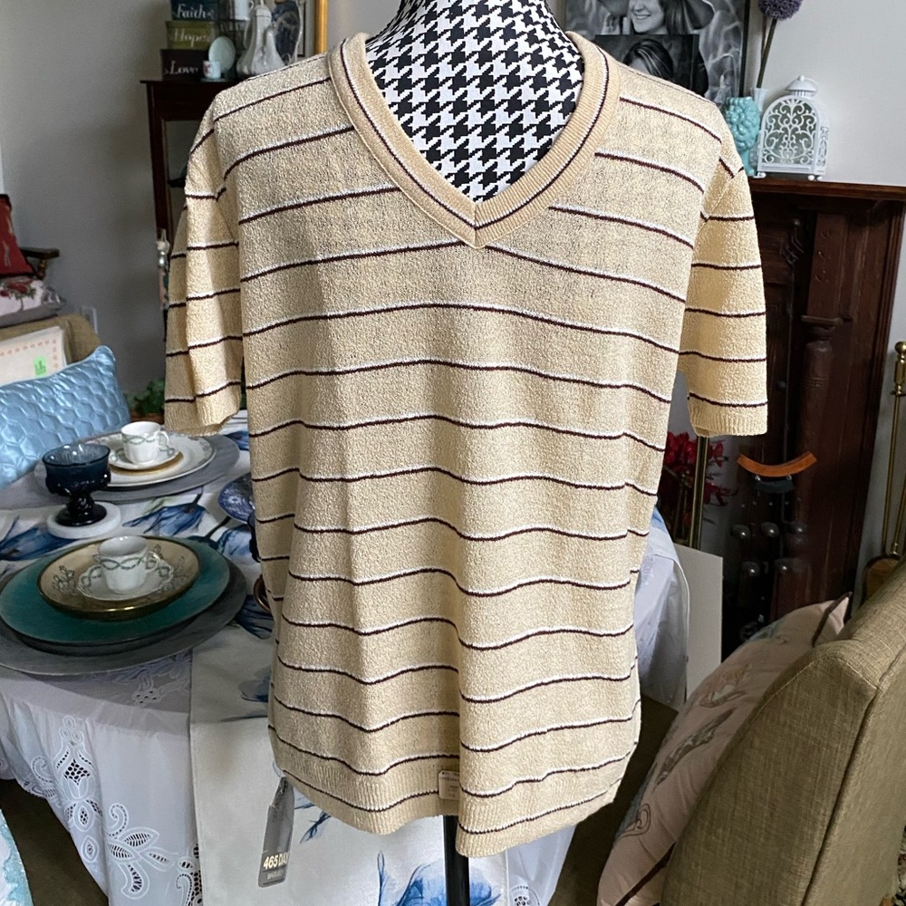 NEW VINTAGE WITH TAGS--- ExMoor Knit Top Size 42 M